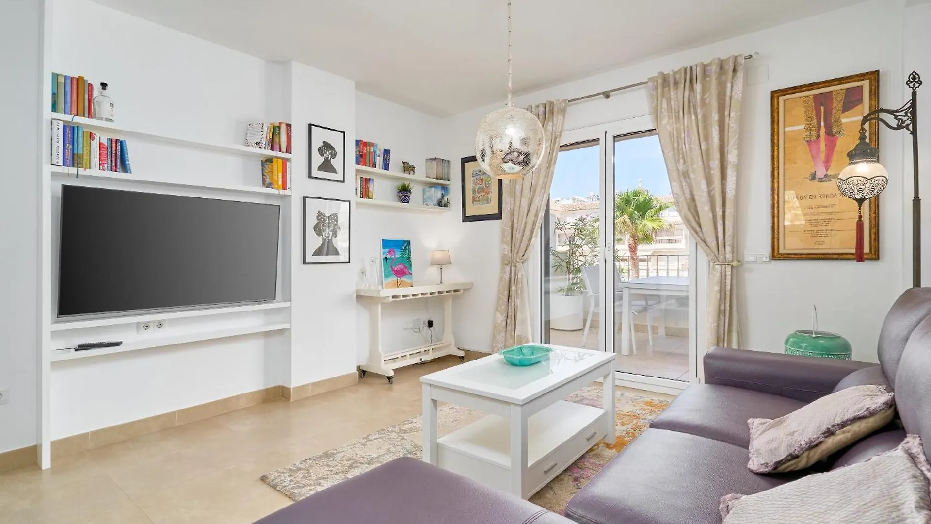 Jeanna B Daire Nerja İspanya