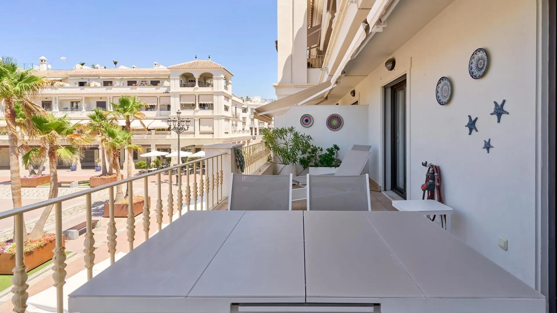 Jeanna B Lägenhet Nerja Spanien